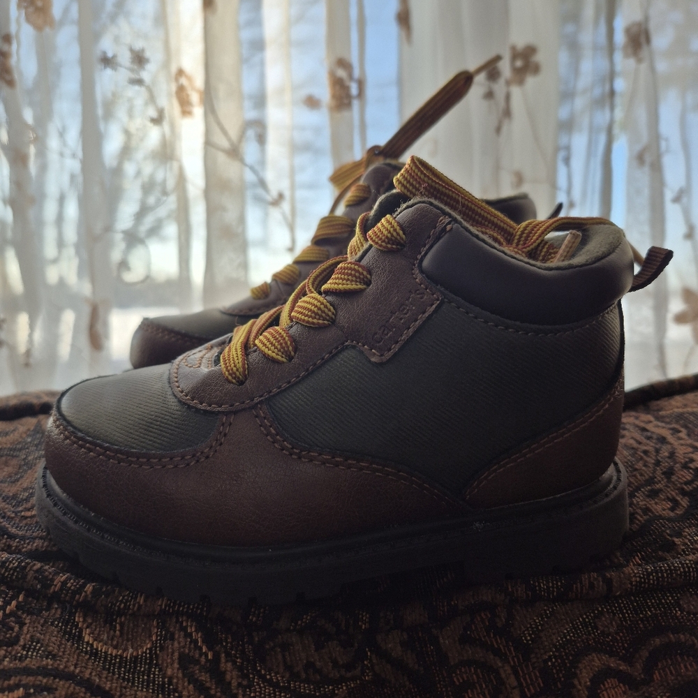 Boys CARTER’S boots Size 8